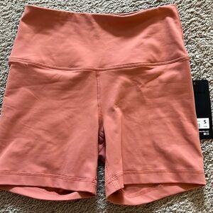 NWT High Waisted Athletic Shorts 90 Degree by Reflex women’s SM light mahogany